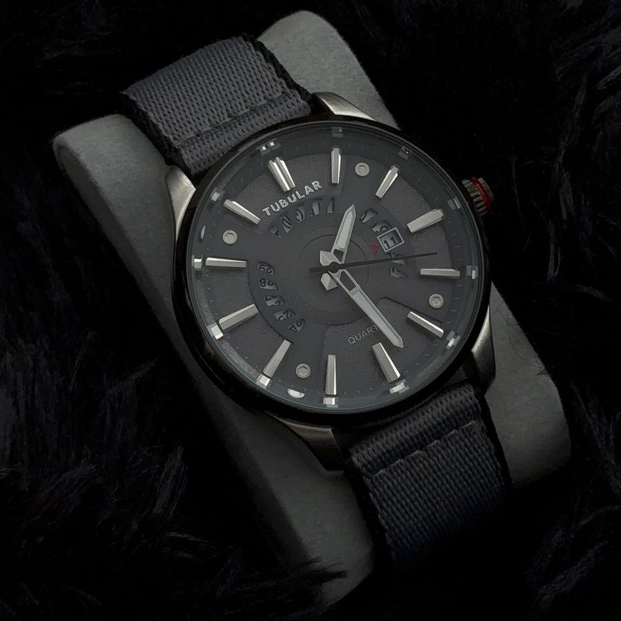 Reloj Tubular Minimalista Gris
